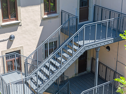 escalier tournant avec paliers